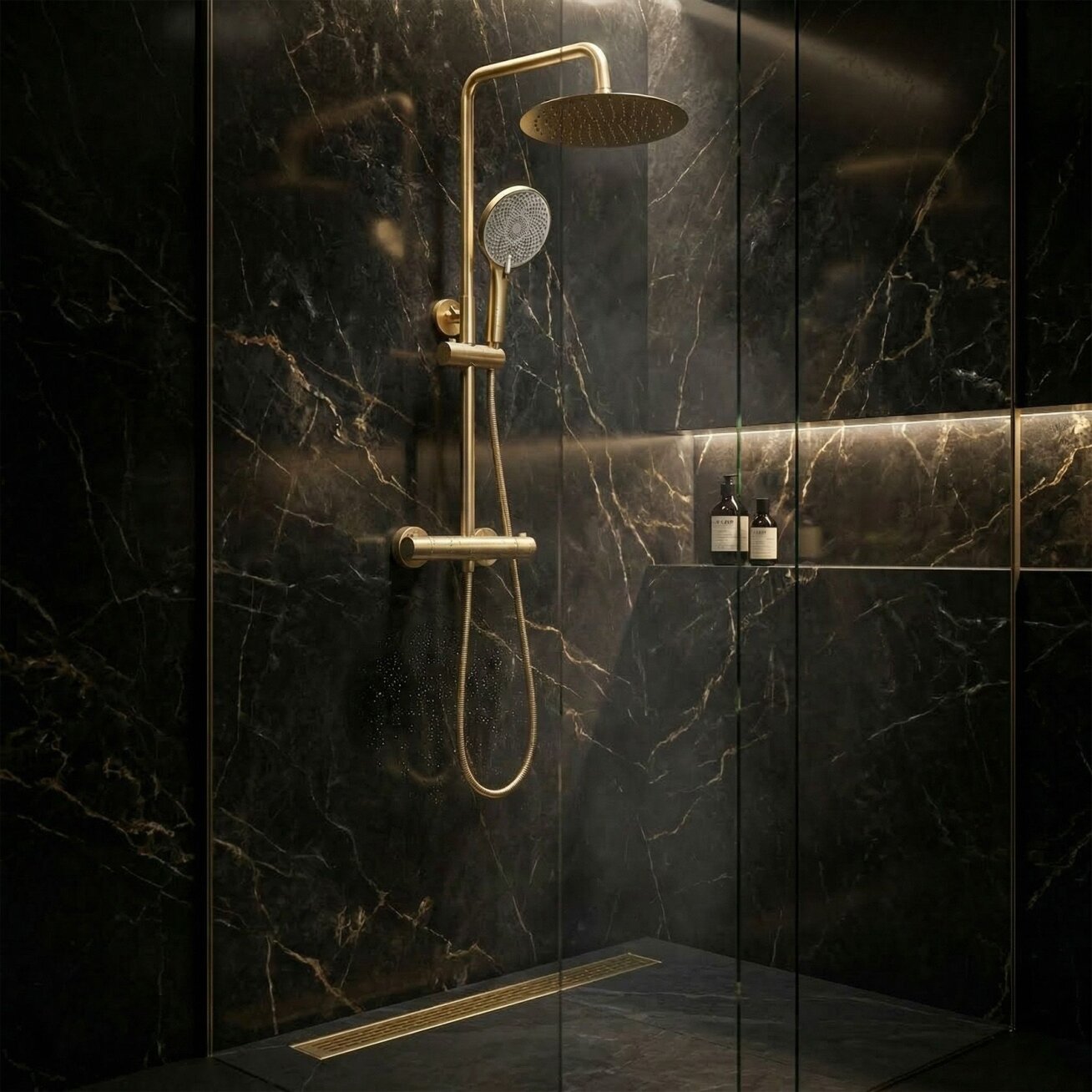 Dušo komplektas be čiaupo su termostatu Lungo Gold Brush 4 Dušo komplektas be čiaupo su termostatu Lungo Gold Brush 4