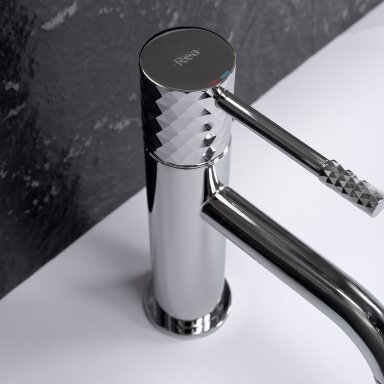 PLAUTUVĖS MAIŠYTUVAS Lungo Diamond Chrome žemas