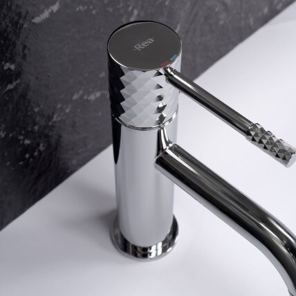 PLAUTUVĖS MAIŠYTUVAS Lungo Diamond Chrome žemas 1 PLAUTUVĖS MAIŠYTUVAS Lungo Diamond Chrome žemas 1