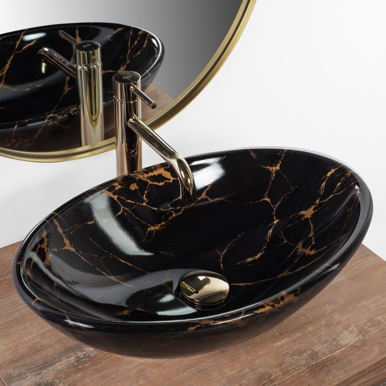 SKAUČIAUS KRAUTUVE Pamela Black Marble Shiny 1 SKAUČIAUS KRAUTUVE Pamela Black Marble Shiny 1