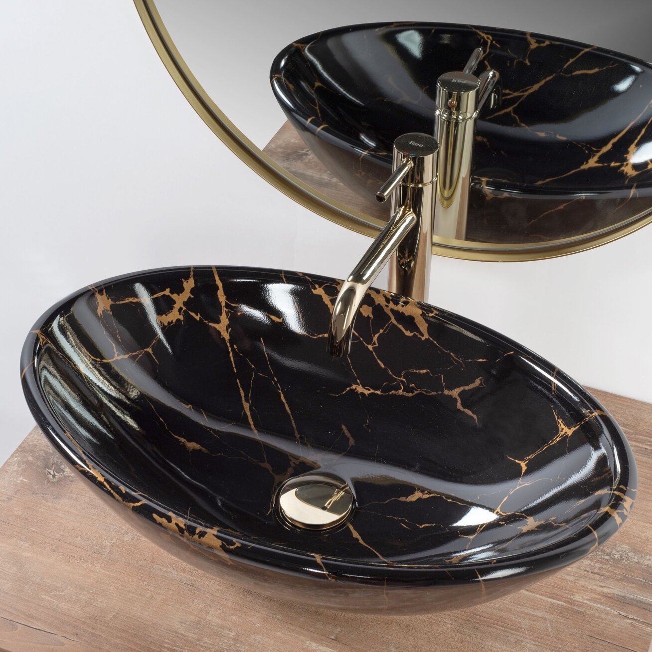 SKAUČIAUS KRAUTUVE Pamela Black Marble Shiny 3 SKAUČIAUS KRAUTUVE Pamela Black Marble Shiny 3