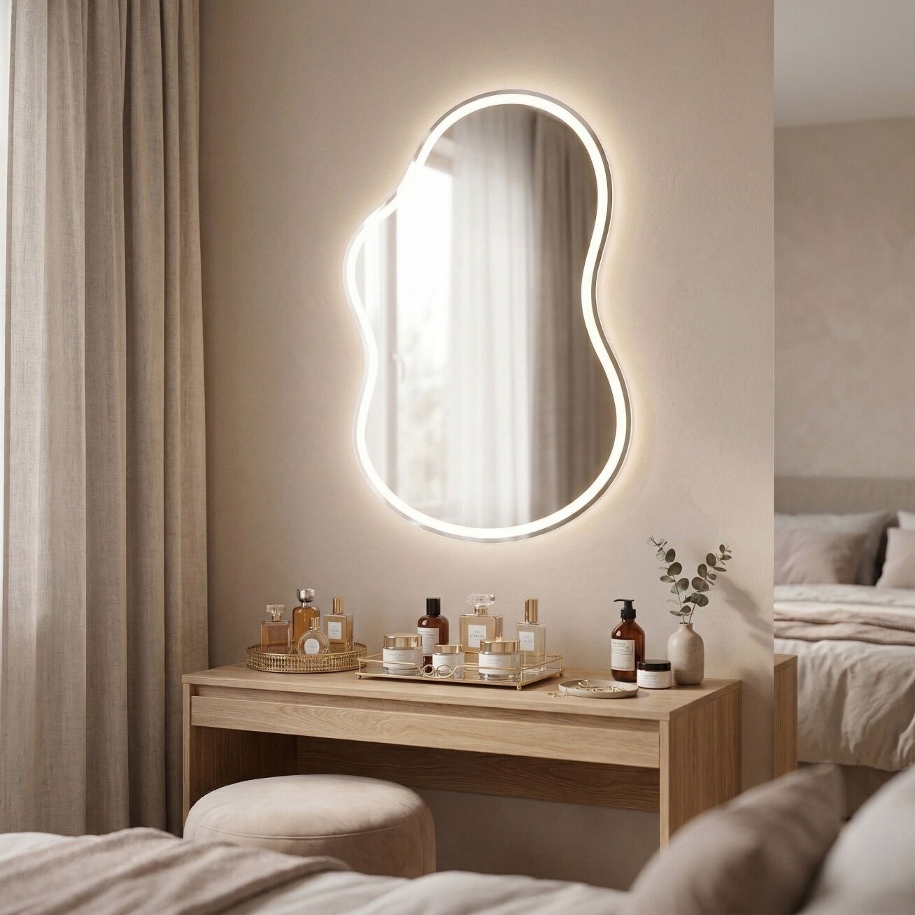 Veidrodis LED UNO 80x55 cm 1
