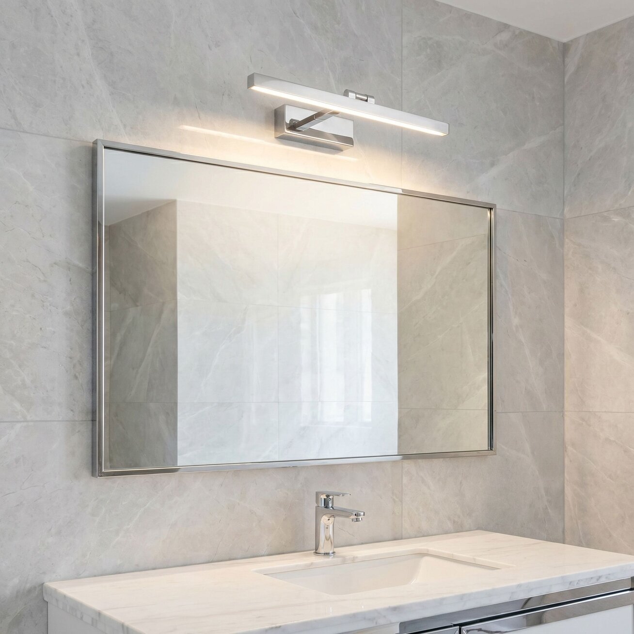 Vonios sieninis LED šviestuvas APP1858-1W 60 cm Chrome 1