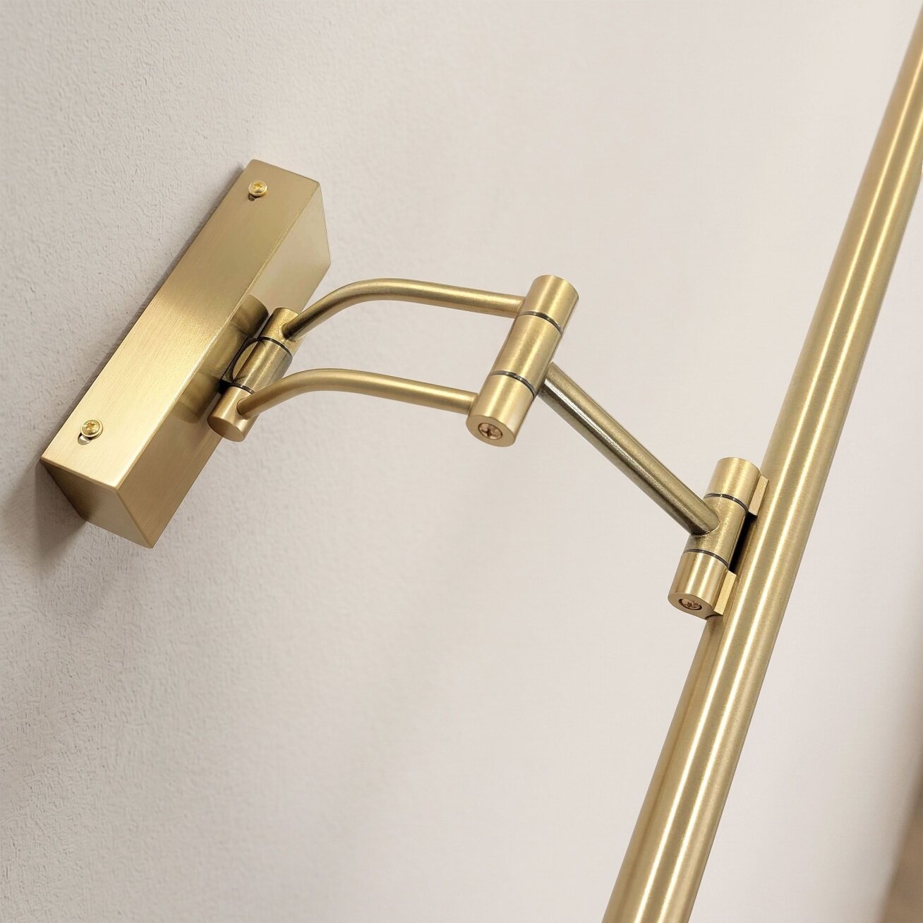 Vonios sieninis LED šviestuvas SWE023-1W 60cm Brush Gold 8