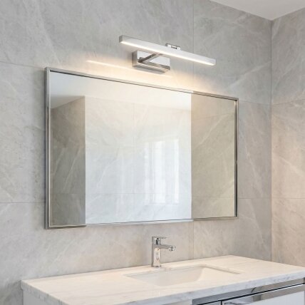 Vonios sieninis LED šviestuvas APP1858-1W 60 cm Chrome 1 Vonios sieninis LED šviestuvas APP1858-1W 60 cm Chrome 1